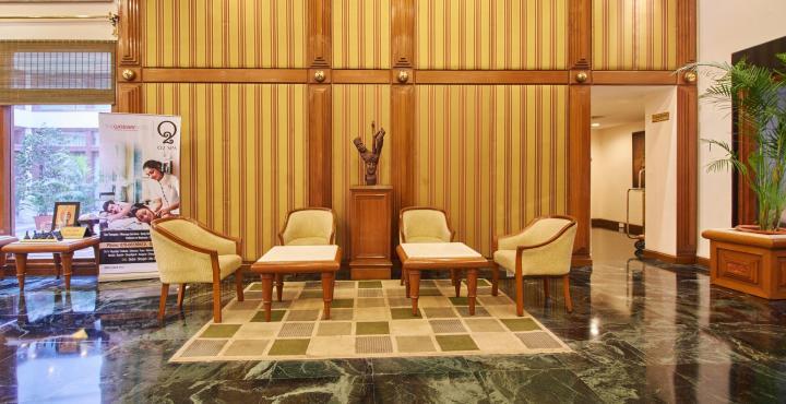 Hotel The Ummed Ahmedabad Airport Esterno foto