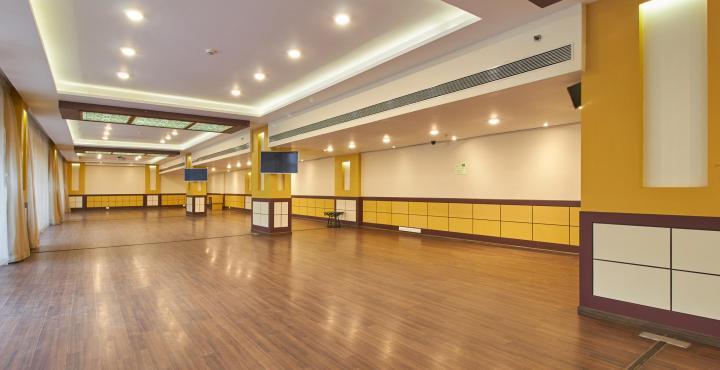 Hotel The Ummed Ahmedabad Airport Esterno foto